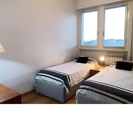 Sea View Terrace Apartment *